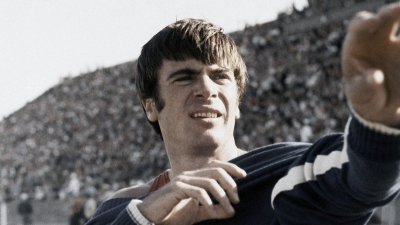 Έφυγε από τη ζωή ο θρύλος του τριπλούν, Βίκτορ Σανέγεφ