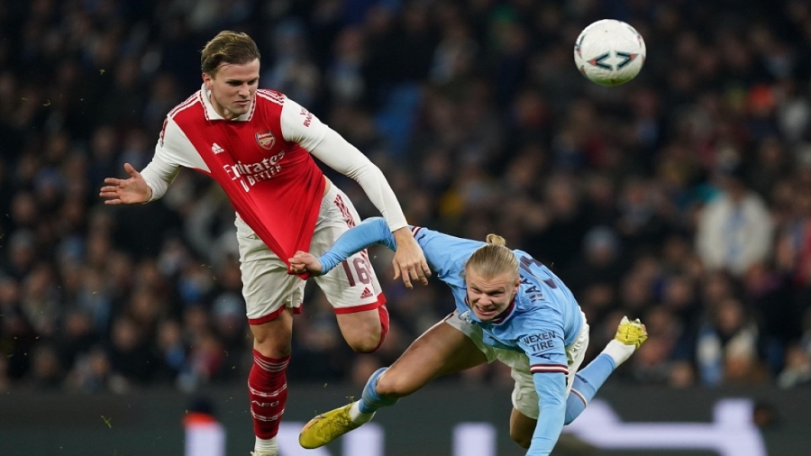 Το man – to – man του Χόλντινγκ στον Χάαλαντ και νικητής ο Άγγλος σε… 45 λεπτά!