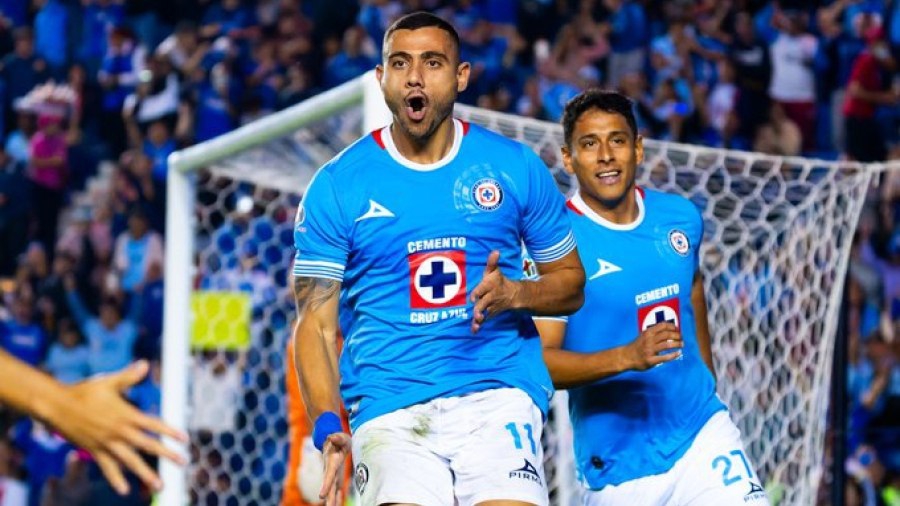 Προπονητής Κρους Ασούλ: «Περιμένουμε να φύγει ο Γιακουμάκης!»