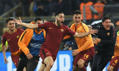 Οι πέντε στιγμές που έκαναν τον Κώστα Μανωλά ένα από τα κορυφαία στόπερ της Ευρώπης! (video)