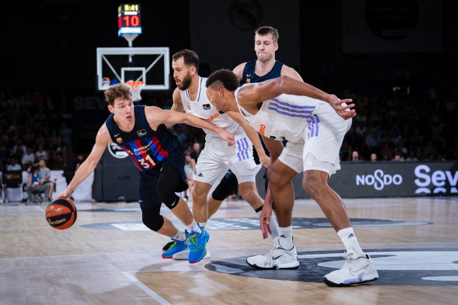 Ρεάλ Μαδρίτης - Μπαρτσελόνα 89-83: Κατέκτησε για 9η φορά το Supercopa η «βασίλισσα» με τρομακτικό Ταβάρες (video)