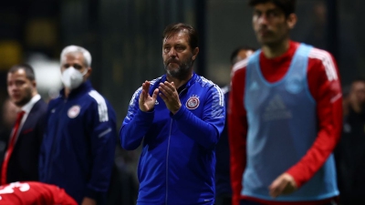 Μαρτίνς: «Δεν επιτρέπω σε κανέναν να αμφισβητήσει την ακεραιότητα και την αξιοπρέπεια των παικτών μου»