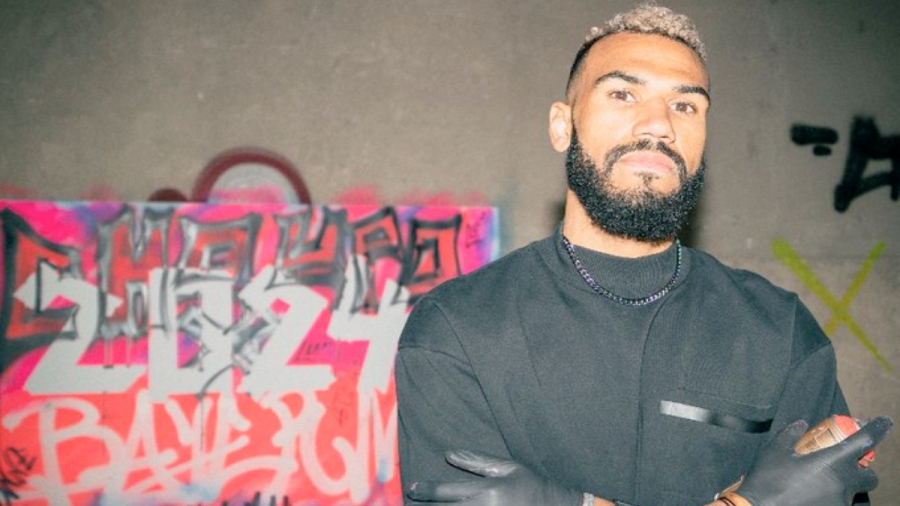 Τσούπο-Μότινγκ: Ανανέωσε με τη Μπάγερν ως το 2024 και το γνωστοποίησε κάνοντας... γκράφιτι! (video)