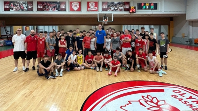 Ο Ποκουσέφσκι επέστρεψε σε γνώριμα λημέρια - Προπονήθηκε με τις ακαδημίες του Ολυμπιακού