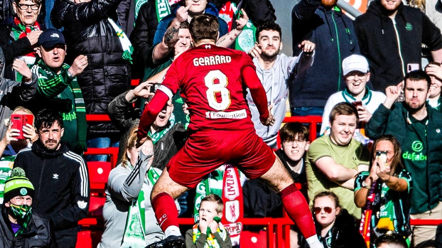 Σκόραρε με τη φανέλα της Λίβερπουλ ο Τζέραρντ και πανηγύρισε μπροστά στον κόσμο της Σέλτικ! (video)