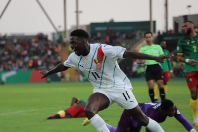 Καμερούν – Γουινέα 1-1: Μοιράστηκαν από ένα ημίχρονο και από έναν βαθμό, βασικοί Μουκουντί και Αγκιμπού Καμαρά