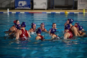 Οι «ερυθρόλευκες» «βούλιαξαν» τη Σαμπαντέλ στην έδρα της - «Αγκαλιά» με την πρόκριση στους «4» του Champions League!