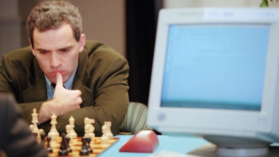 Deep Blue vs Κασπάροφ: Η ήττα της «ανθρωπότητας» από ένα μηχάνημα! (video)