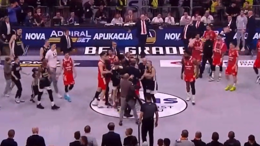 «Έξω φρενών» ο Λεσόρ… επιτέθηκε στον Πετρούσεφ – «Δεν είναι το πρωτάθλημα του Ομπράντοβιτς» λένε στον Ερυθρό Αστέρα! (video)