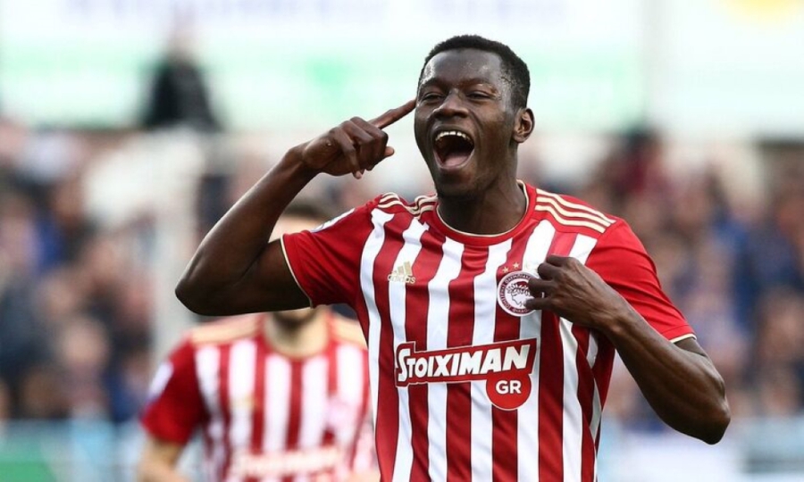 «Τρίτη πρωί στην Ιταλία για να υπογράψει με την Ρόμα ο Μαντί Καμαρά»