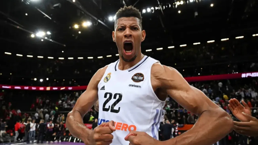 Για πάντα στη Ρεάλ: Θα κλείσει δεκαετία στη Μαδρίτη ο Ταβάρες!