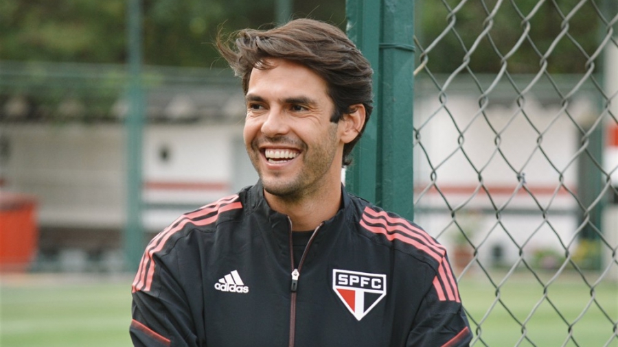 Βγάζει δίπλωμα προπονητικής ο Κακά!