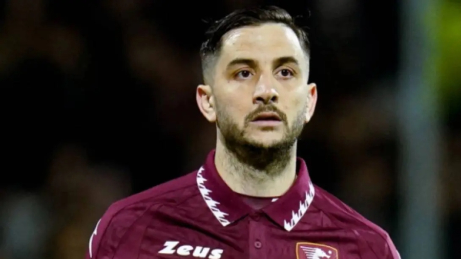 «Σειρήνες» από το Κατάρ για τον Κώστα Μανωλά!