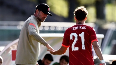 Ο ρεπόρτερ της Λίβερπουλ, Τζέιμς Πιρς στο BN Sports για τον Κώστα Τσίμικα: «Πάντα τον πίστευε ο Κλοπ – Ευκαιρία να δείξει την αξία του»