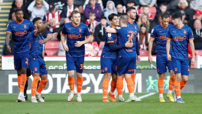 Παραπαίει η Χαλ, υπόσχονται γκολ Μίλγουολ και Γουότφορντ!