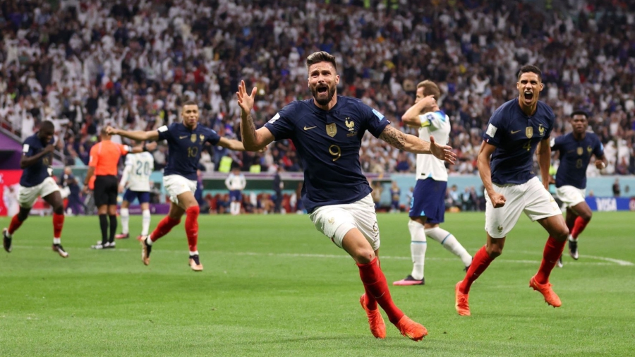 Αγγλία - Γαλλία 1-2: Ο Ζιρού έκανε και πάλι το... θαύμα του για τους Παγκόσμιους Πρωταθλητές! (video)