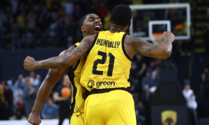 Σπουδαία ΑΕΚ - Νίκησε την Μπανταλόνα και βλέπει Final-4