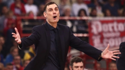 Μπαρτζώκας: «Με 2 ήττες αρχίζει η κριτική και με 2 νίκες αρχίζει η αποθέωση»