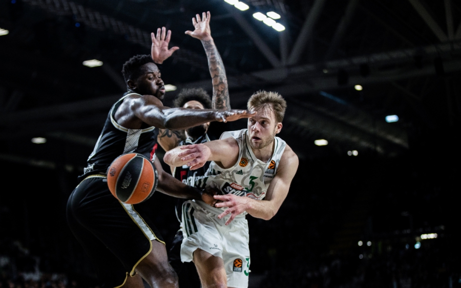 Ενός κακού μύρια έπονται: Σφίξιμο στη γάμπα ο Γουόλτερς!