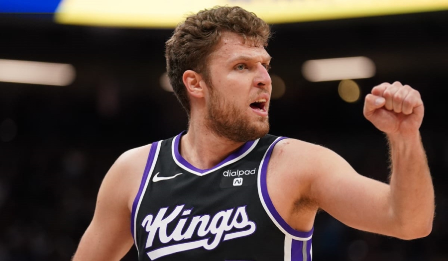 Βρίσκει ξανά τον... εαυτό του: Διψήφιος ο Βεζένκοφ στην ήττα των Κινγκς στη Νέα Υόρκη! (video)