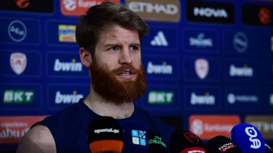 Γουόκαπ: «Ανόητο το θέμα του διαβατηρίου, είμαι περήφανος που είμαι Έλληνας πολίτης»