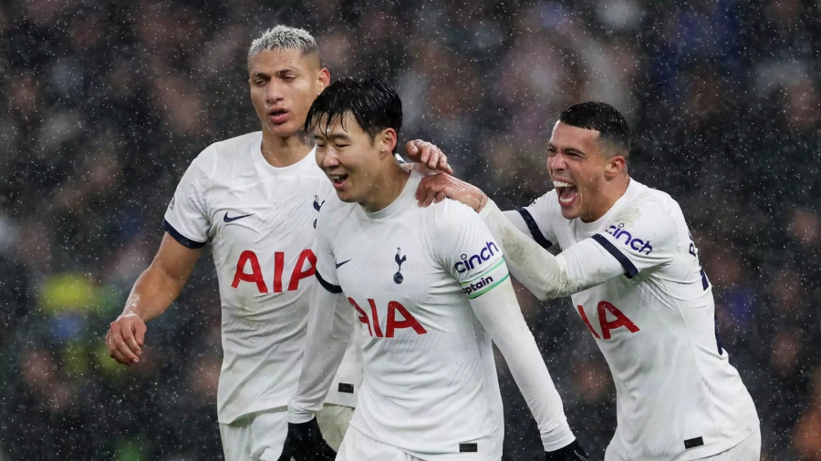 Η Τότεναμ περνάει από την έδρα της Γουέστ Χαμ για τον… διπλασιασμό στη Novibet