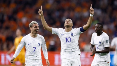 Ολλανδία - Γαλλία 1-2: Ο «εξολοθρευτής» Εμπαπέ έκανε τη… χάρη στην Ελλάδα (video)