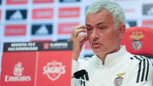 Ο Μουρίνιο εξήγησε τον λόγο που ο Παυλίδης δεν ξεκίνησε κόντρα στη Νάπολι (pic)