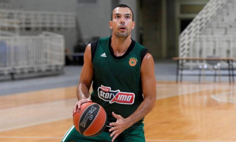 Ο Κώστας Σλούκας στα «πράσινα»: Εκτός από ομάδα, άλλαξε και… κούρεμα!