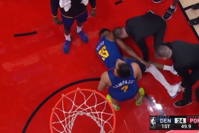 Πόρτλαντ Τρέιλ Μπλέιζερς - Ντένβερ Νάγκετς: Άσχημο πέσιμο και φόβοι για σοβαρό τραυματισμό του Ντόζιερ (video)