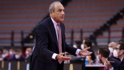 Μεσίνα για τη φετινή σεζόν της Αρμάνι: «Τελειώσαμε»