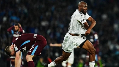 «Ενδιαφέρον από ΑΕΚ, Εσπανιόλ και Βερόνα για τον Αλ-Μουσράτι!»