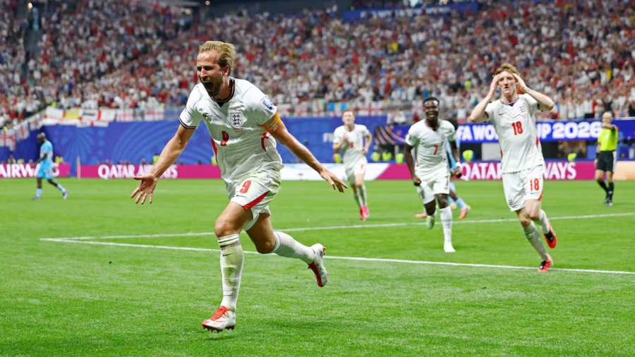 Harry Kane maybe you're gonna be the one that saves me! (pics + vid)