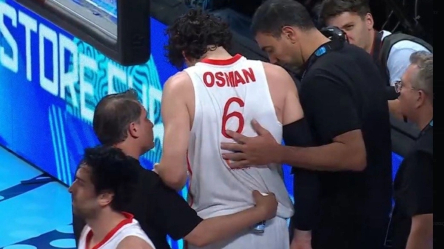 Αποχώρησε τραυματίας από το Τουρκία – Πολωνία ο Όσμαν!