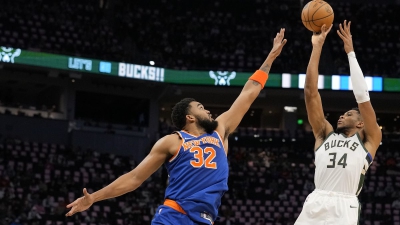 Σαρωτικός Giannis, «γήινοι» Μπακς και αποκλεισμός από το NBA Cup!