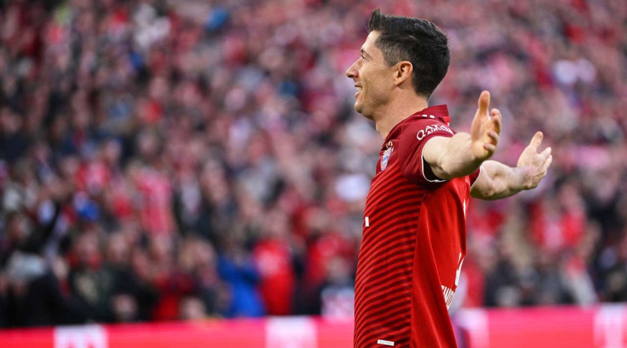 Mπάγερν Μονάχου - Ντόρτμουντ 3-1: Πανηγύρισε στο σπίτι της το 10ο συνεχόμενο πρωτάθλημα (video)