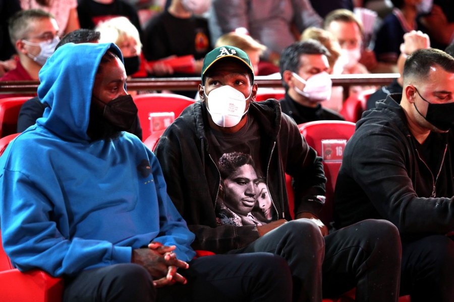 Έρχεται ΣΕΦ ο Ντουράντ για το Game 5!