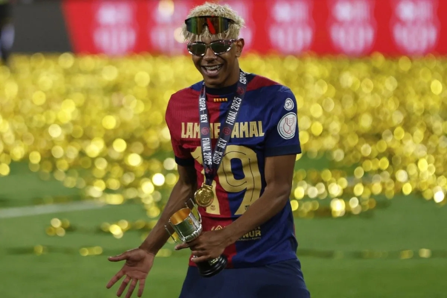 «Més que una camiseta!»: Ιστορία... on the making σε 11 μέρες, δώρο γενεθλίων και ρεκόρ για τον Γιαμάλ!