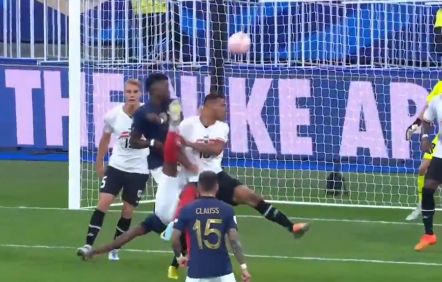 Γαλλία - Αυστρία 0-0: Φοβερό ψαλιδάκι του Τσουαμενί «σταμάτησε» στο δοκάρι! (video)