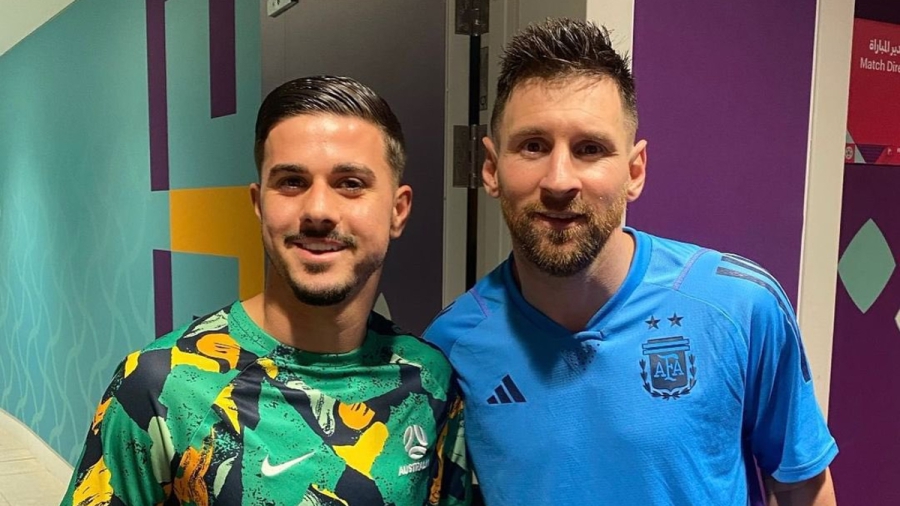 Στη… σειρά οι Αυστραλοί παίκτες για μία φωτογραφία με τον Μέσι! (video)