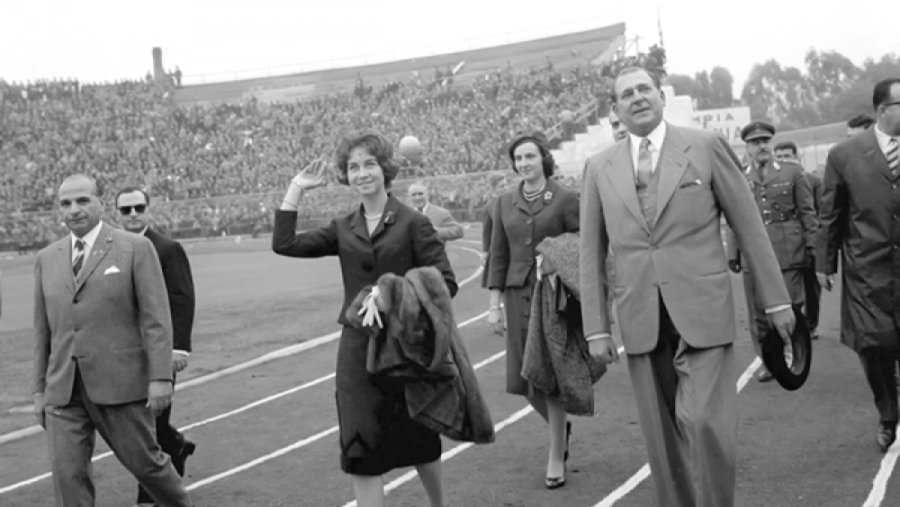 «Εξέδρες, χλοοτάπητας και στο... βάθος, 'Σκεπαστή'!»: Πώς ξεκίνησαν όλα στη Νέα Φιλαδέλφεια, πριν από 62 χρόνια! (video)