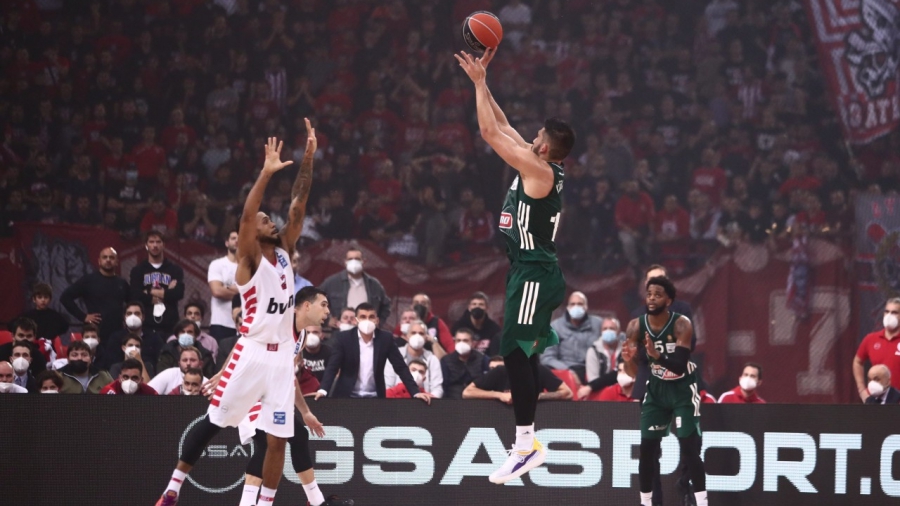 ΕΣΑΚΕ: Πρόστιμο 6.000 € στον Ολυμπιακό για το ντέρμπι «αιωνίων»