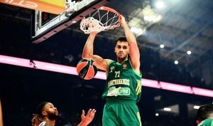 Κι όμως, ισχύει: «Χρυσός πολεμιστής»... 10 ημερών ο Γιουρτσεβέν!