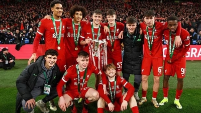 Γιούργκεν, σκέψου το ξανά, πριν το μετανιώσεις όπως κάποτε ο Σάνκλι, αλλά είναι αργά!