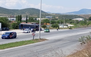 «Μπλόκα» της αστυνομίας στον Βόλο, παρ' όλο που ο τελικός είναι κεκλεισμένων των θυρών (videos)