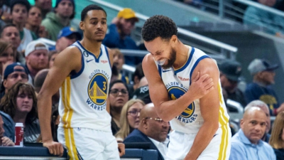 Σημαντικό πλήγμα για τους Ουόριορς - Στα «πιτ» για βδομάδες ο Στεφ Κάρι!