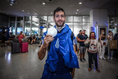 Επέστρεψε στην Ελλάδα με το ασημένιο στο στήθος ο Τεντόγλου!