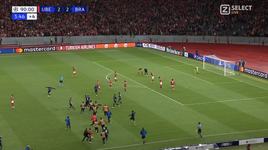 Η νύχτα που η Μπράγκα δημιούργησε οπαδούς: Το γκολ του Κάστρο, η ανατροπή και ένας… πάγκος στο γήπεδο! (video)