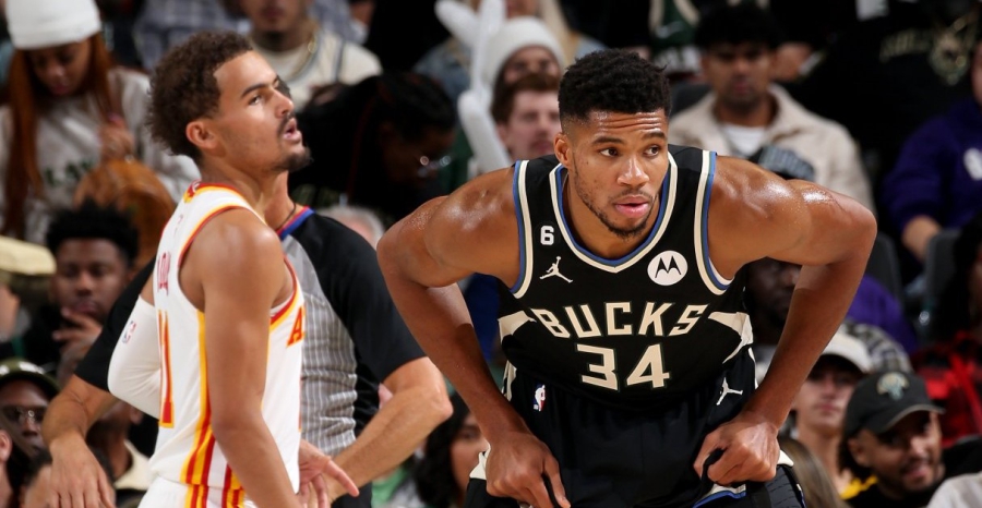 Μπακς - Χοκς 125-113: Γιάννης - Χόλιντεϊ όπως Μπάτμαν και Ρόμπιν για το 5/5 των «Ελαφιών» (video)