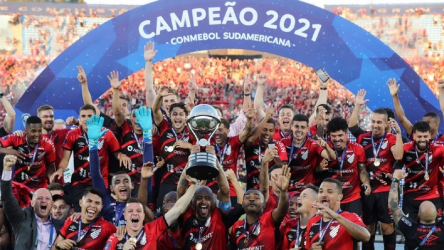 Ατλέτικο Παραναένσε - Μπραγκαντίνο 1-0: Ο Νικάο με εντυπωσιακό ανάποδο «ψαλιδάκι» έκρινε τον τελικό! (video)